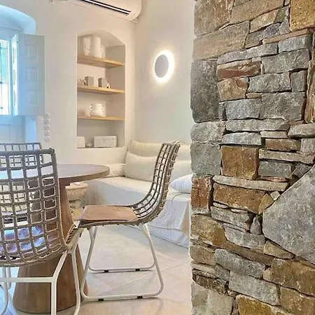 Dee House Sifnos Артемон
